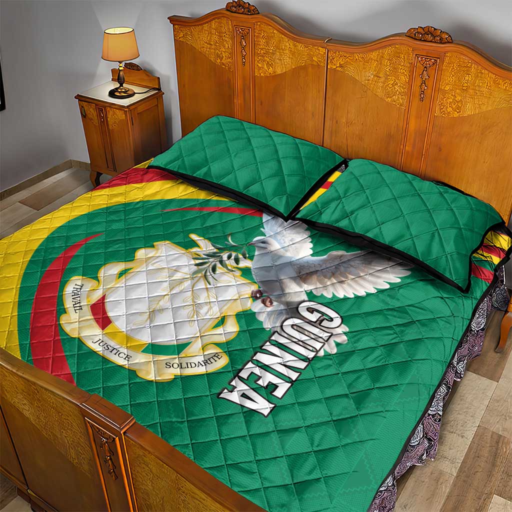 Guinea Quilt Bed Set Coat Of Arms With Pigeon - Kente Pattern LT15