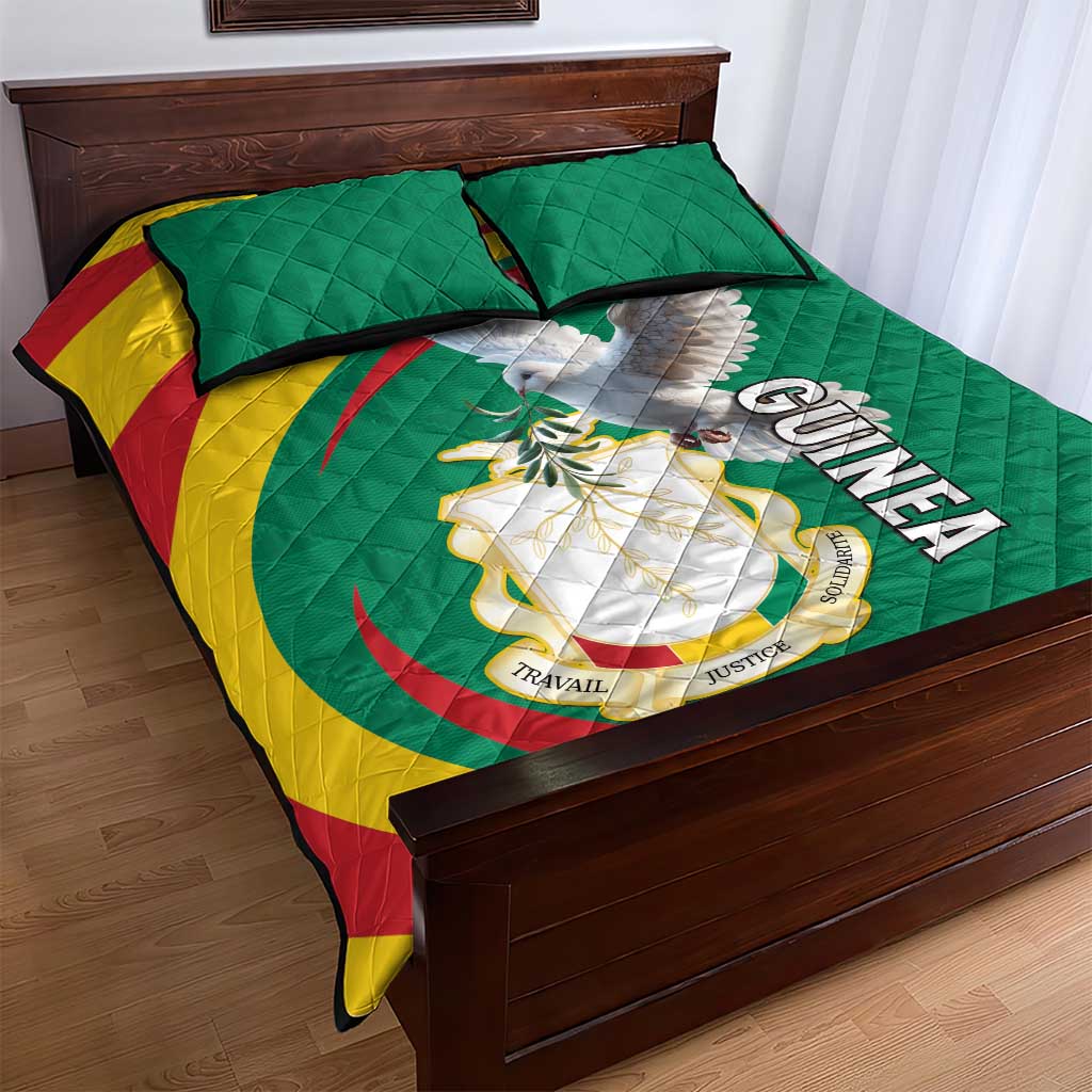 Guinea Quilt Bed Set Coat Of Arms With Pigeon - Kente Pattern LT15