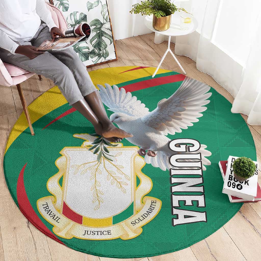 Guinea Round Carpet Coat Of Arms With Pigeon - Kente Pattern LT15