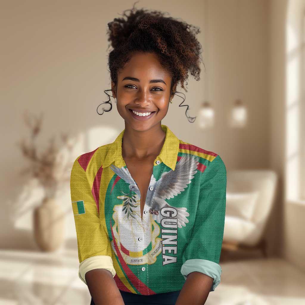 Guinea Women Casual Shirt Coat Of Arms With Pigeon - Kente Pattern LT15