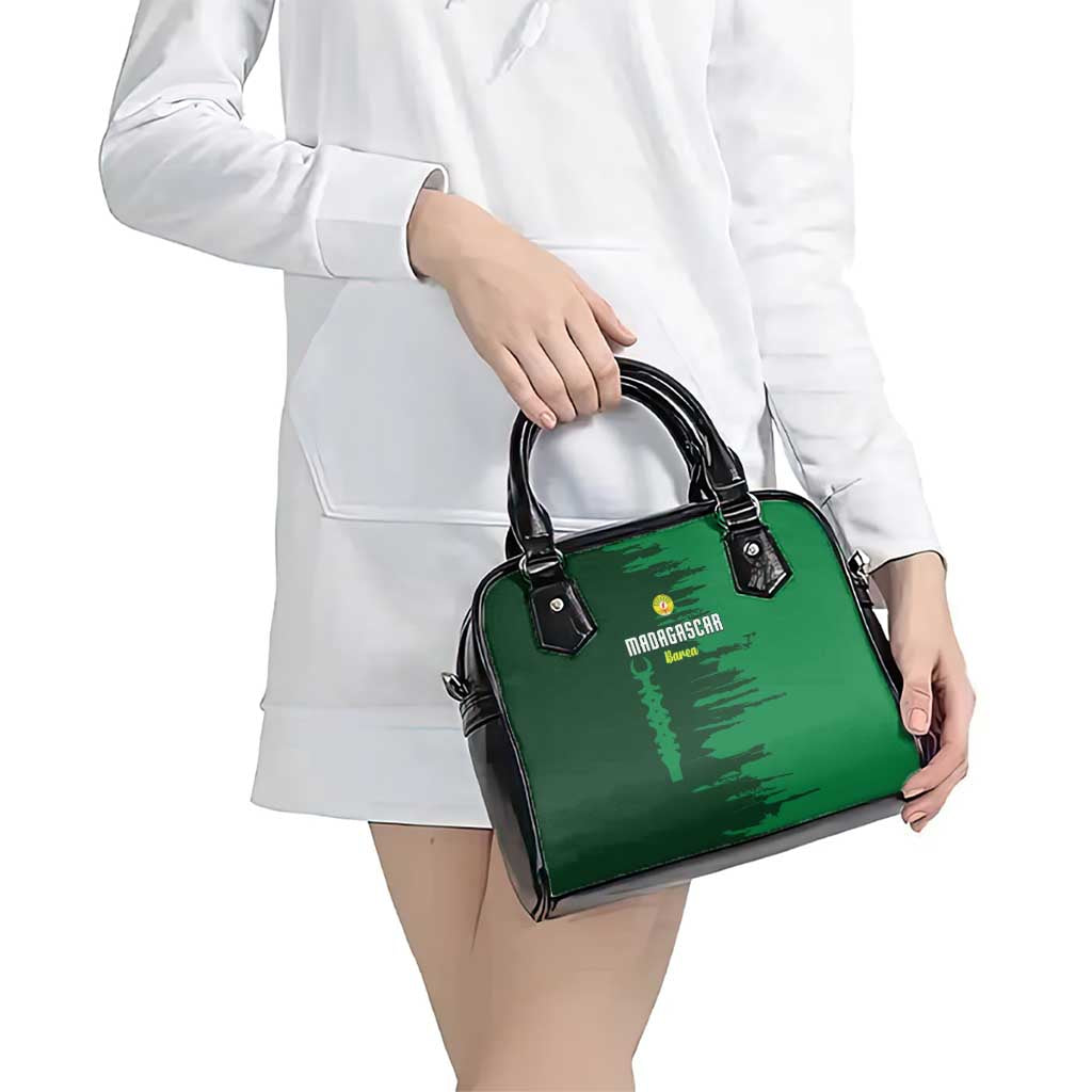 Madagascar Football Shoulder Handbag Go Barea LT15