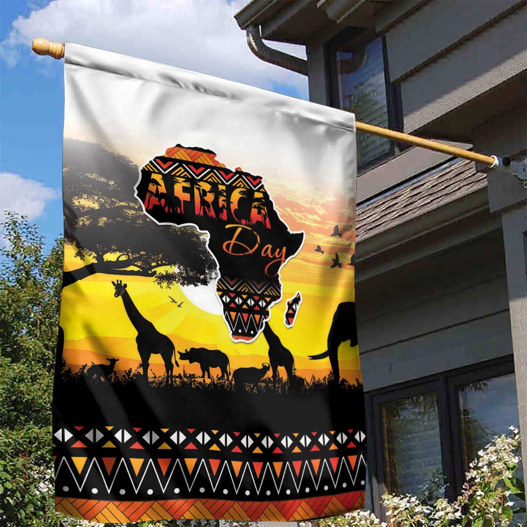 Africa Day Garden Flag Safari With Map - African Pattern LT15