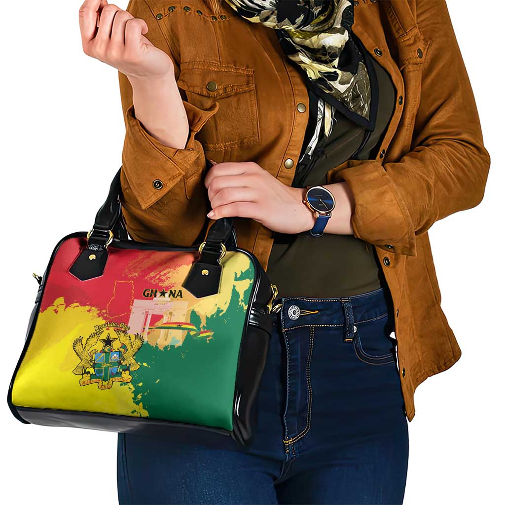 Ghana Republic Day Shoulder Handbag Black Star Square With Coat Of Arms LT15