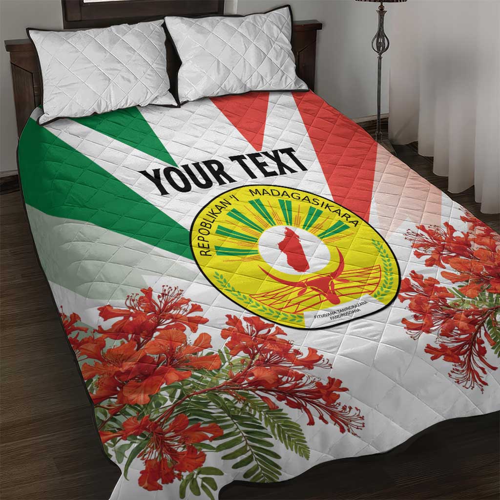 Personalized Madagasikara Quilt Bed Set Seal With Poinciana LT15