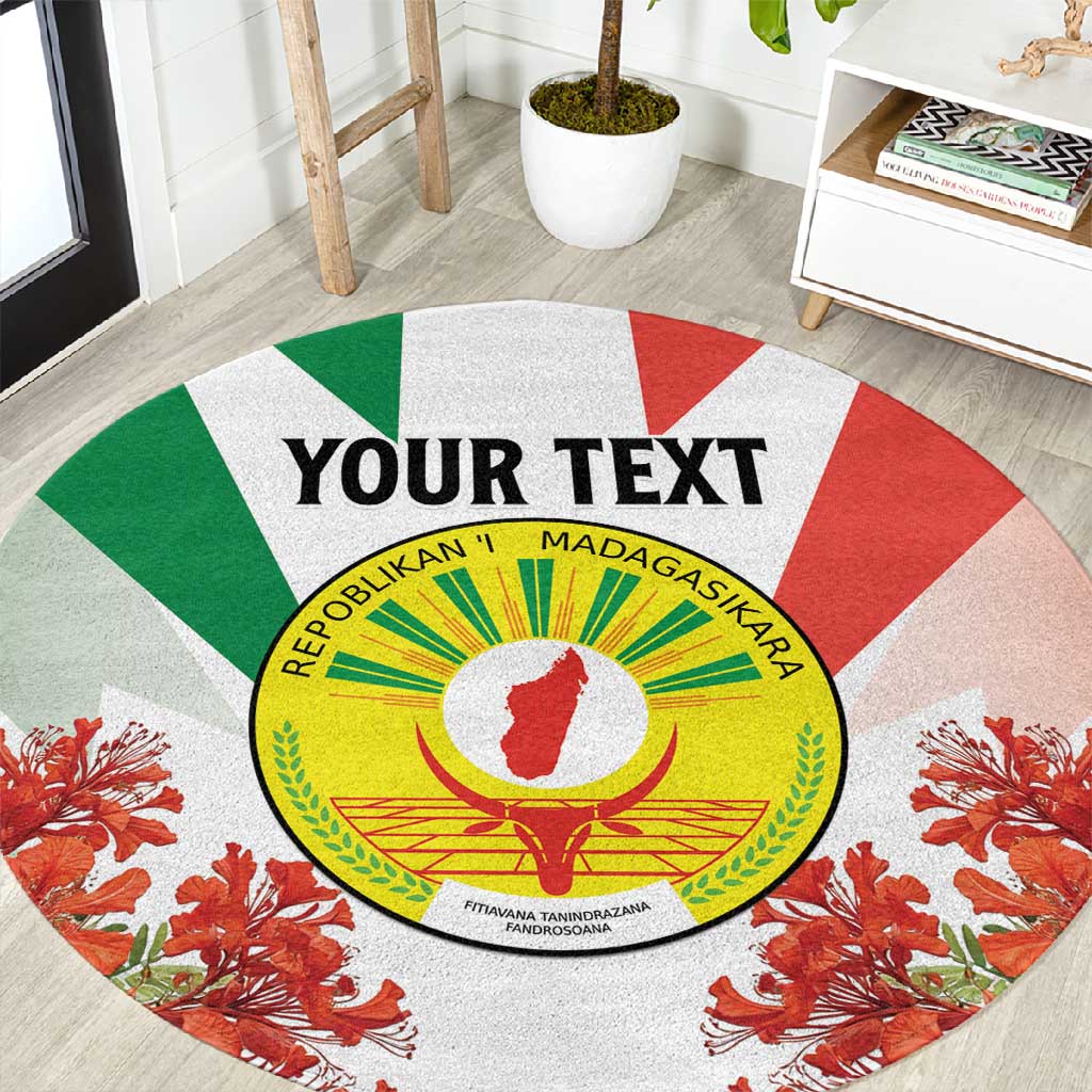 Personalized Madagasikara Round Carpet Seal With Poinciana LT15