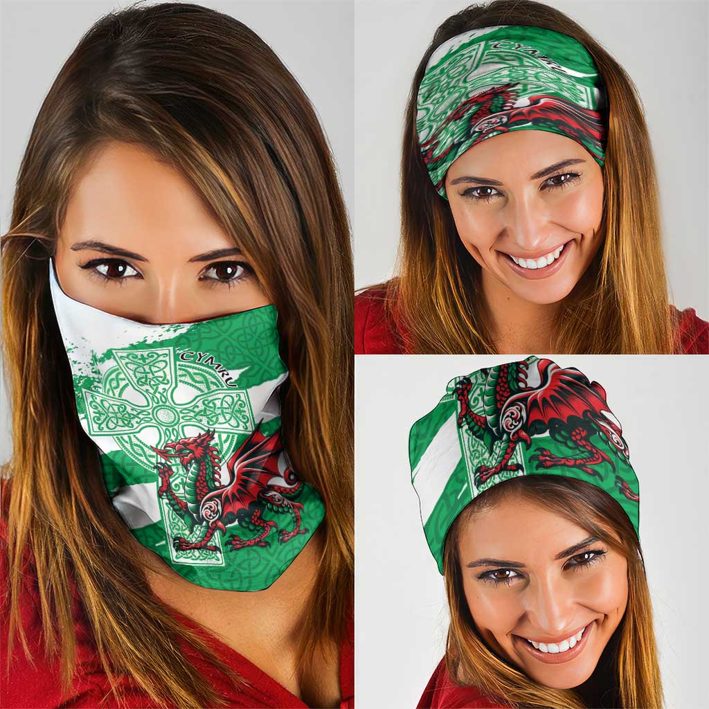Wales Celtic Cross Neck Gaiter Cymru Am Byth Green Version LT18