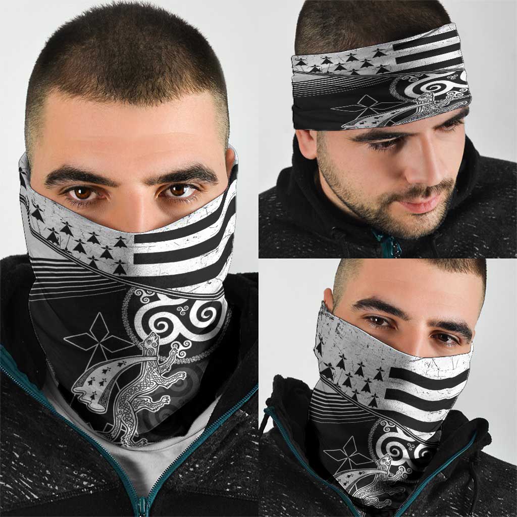 Brittany Ermine Celtic Neck Gaiter Black Celtic Triskels LT18