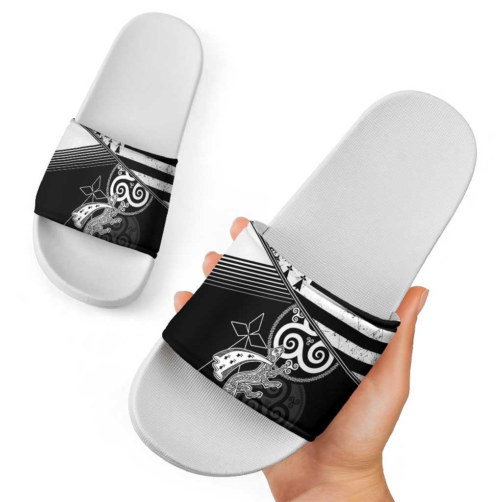 Brittany Ermine Celtic Slide Sandals Black Celtic Triskels LT18