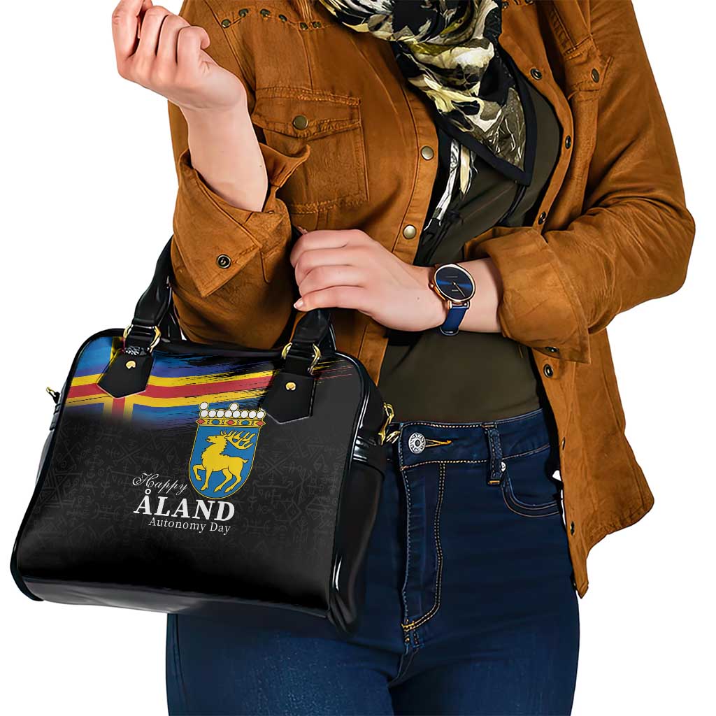 Happy Aland's Autonomy Day Shoulder Handbag Coat Of Arms LT18