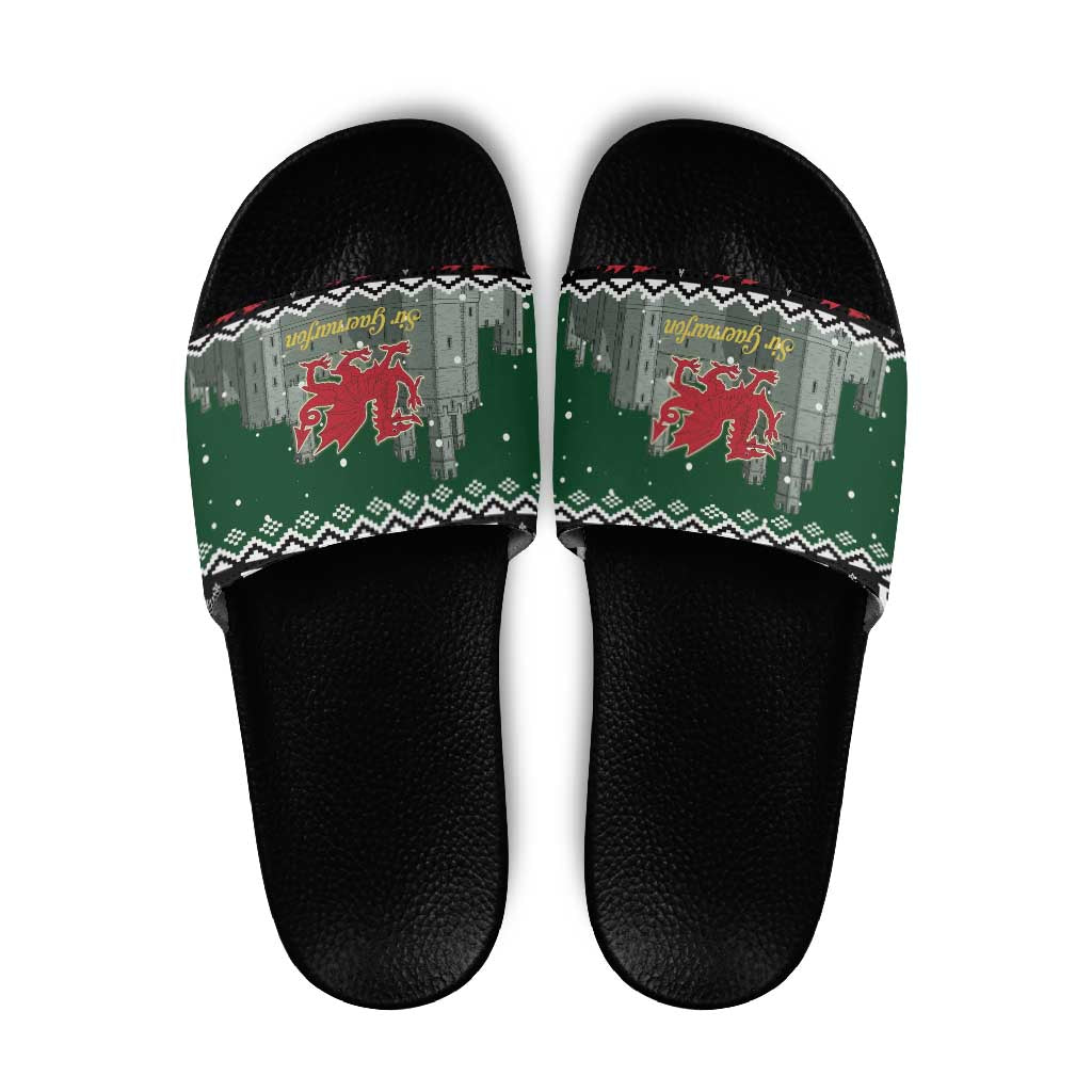 Caernarfonshire Wales Christmas Slide Sandals Caernarfon Castle Red Dragon LT19