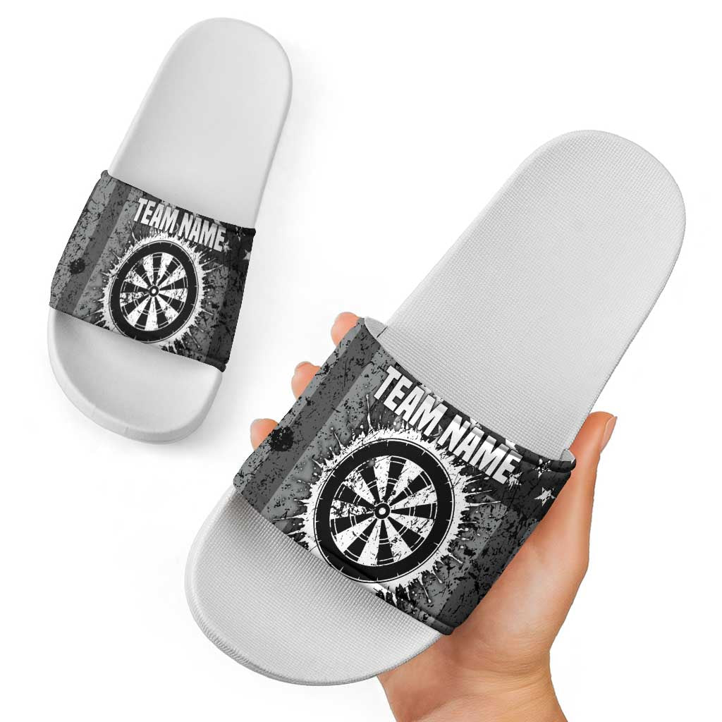 Grunge American Flag Darts Slide Sandals with Dartboard Target and Black White Stars TS04