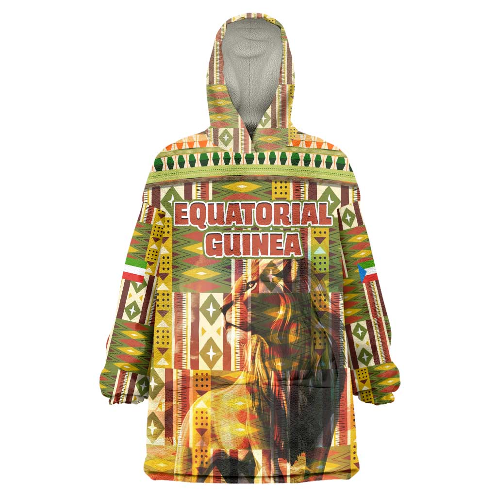 Equatorial Guinea Wearable Blanket Hoodie - Lion Print and Traditional African Kente Patterns TS04