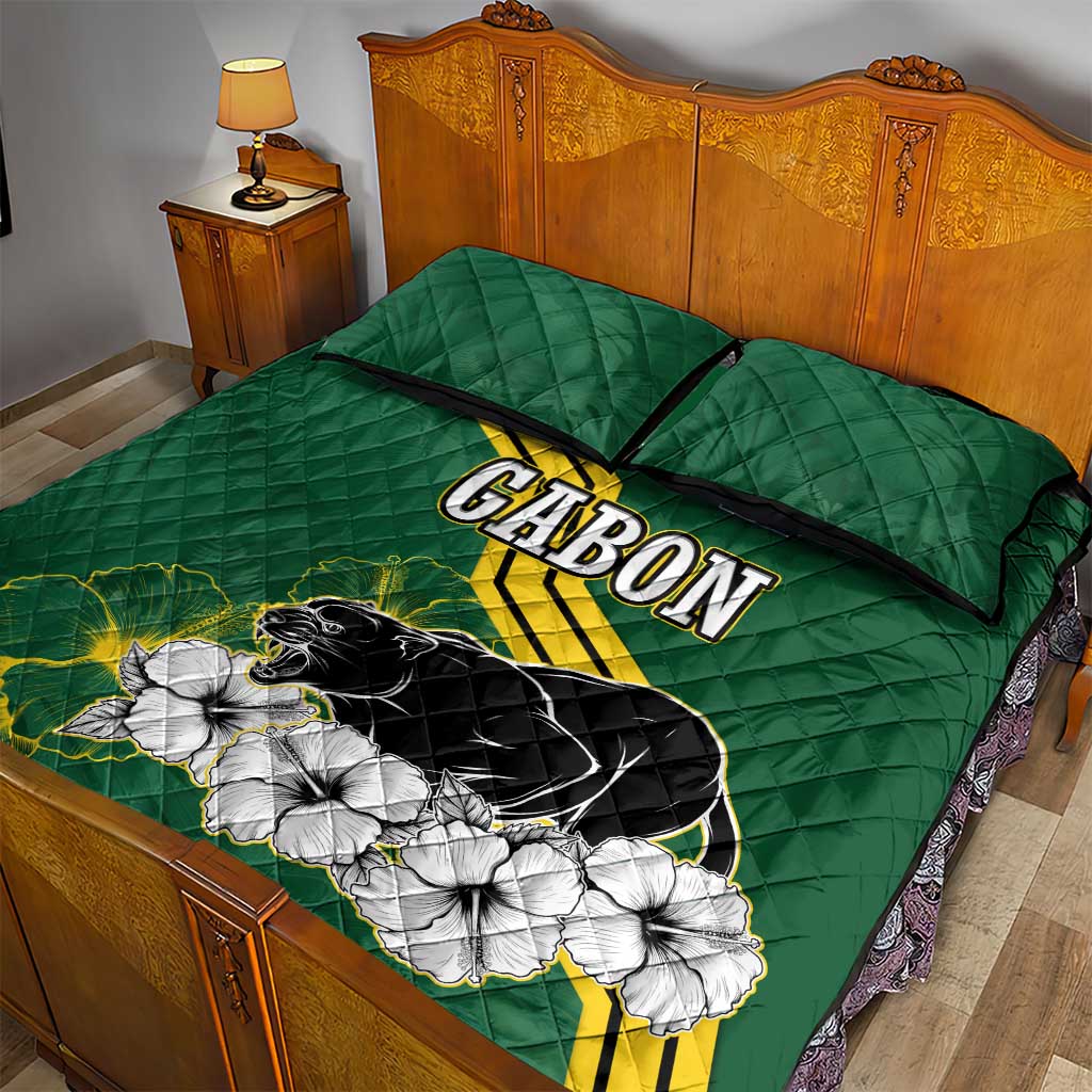 Gabon Quilt Bed Set - Black Panther Graphic and Hibiscus Flower Design in National Colors TS04
