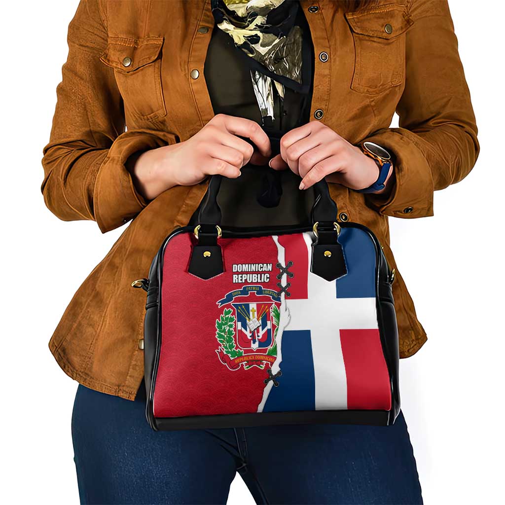 Dominican Republic Flag Half Zip Design Shoulder Handbag with Coat of Arms and Taino Symbol TS04