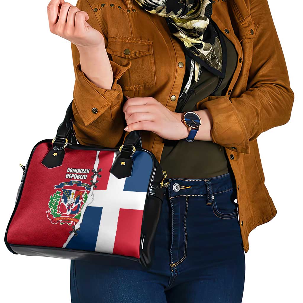 Dominican Republic Flag Half Zip Design Shoulder Handbag with Coat of Arms and Taino Symbol TS04