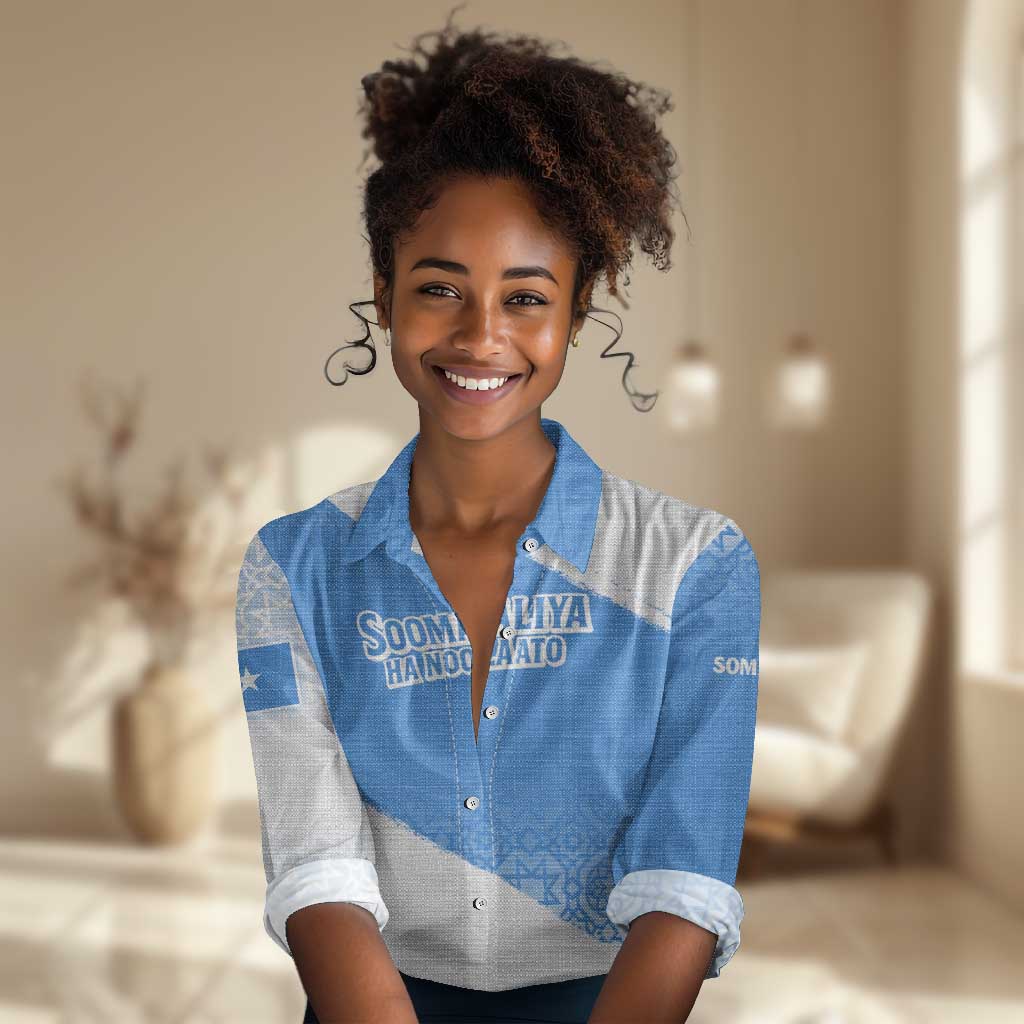 Somalia Women Casual Shirt with Soomaaliya Ha Noolaato Nomad Moon Flag Spirit TS04
