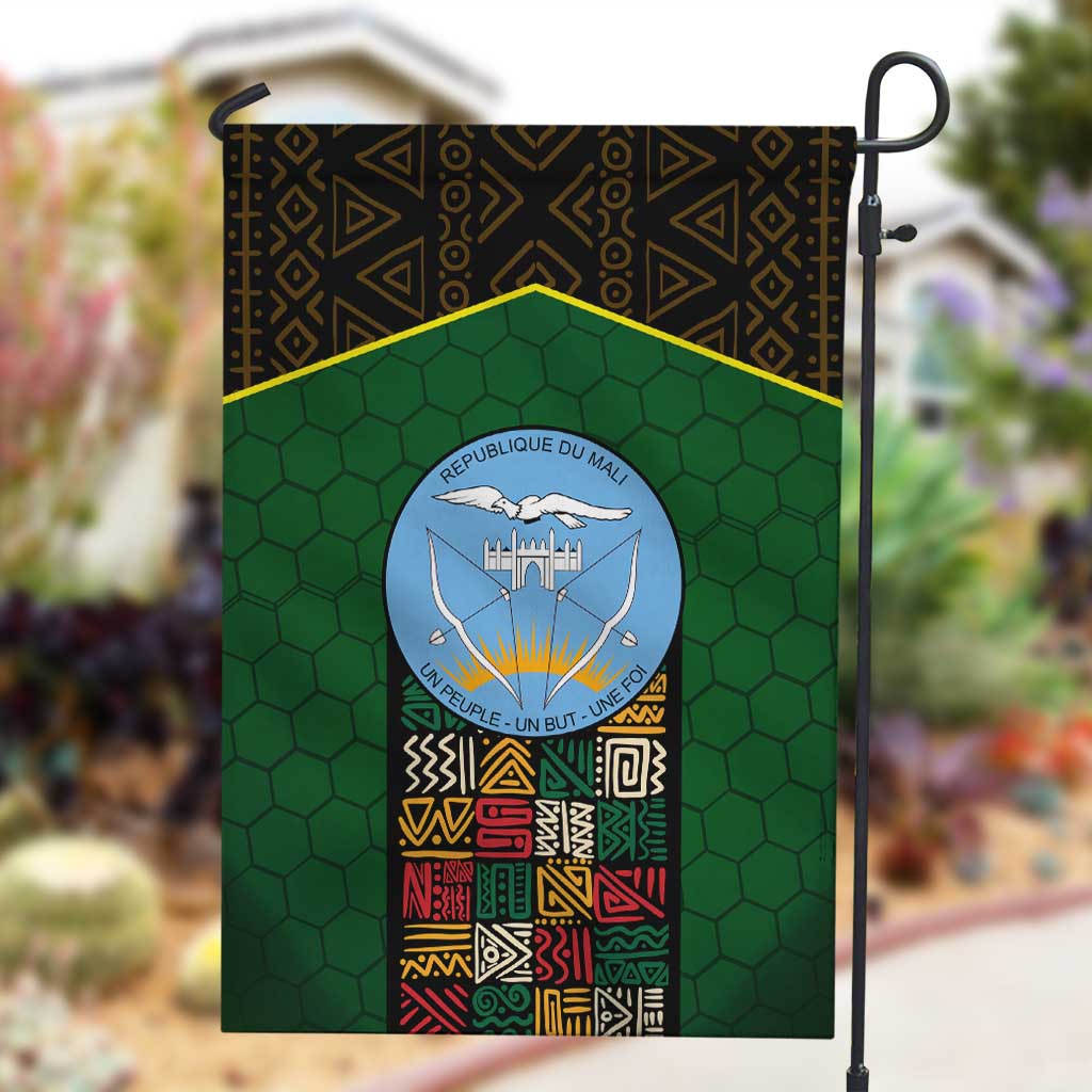 Mali Map Garden Flag Vulture in Gliding Flight - African Patterns Design TS04