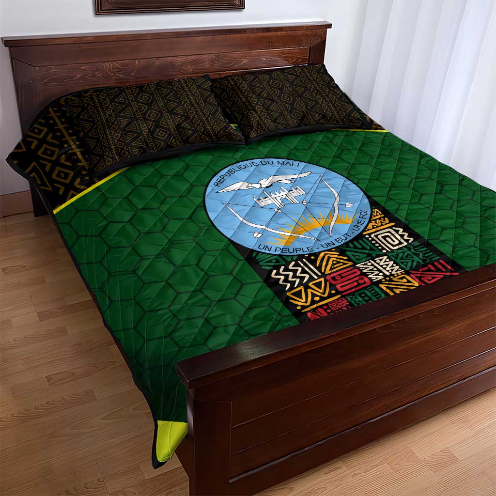 Mali Map Quilt Bed Set Vulture in Gliding Flight - African Patterns Design TS04