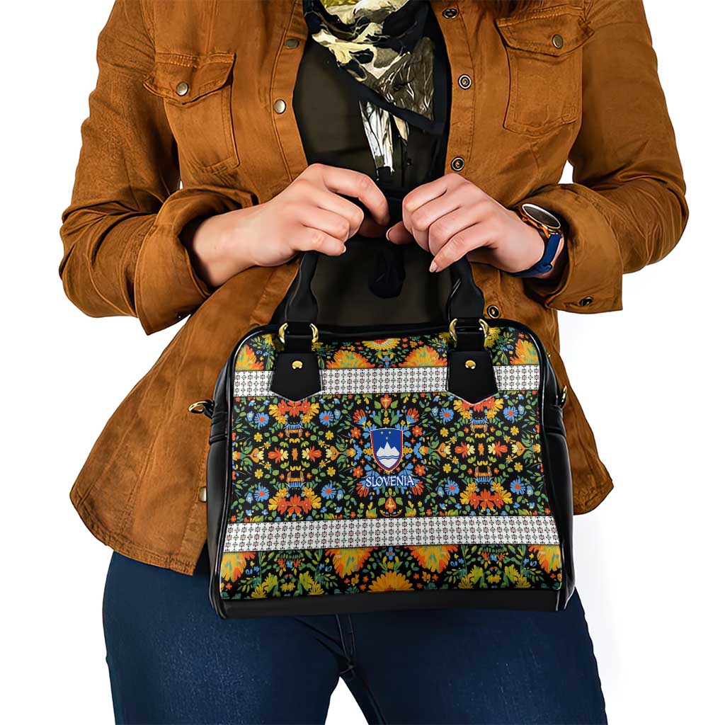 Slovenia Folk Art Shoulder Handbag Bright Floral Pattern with National Crest Emblem TS04