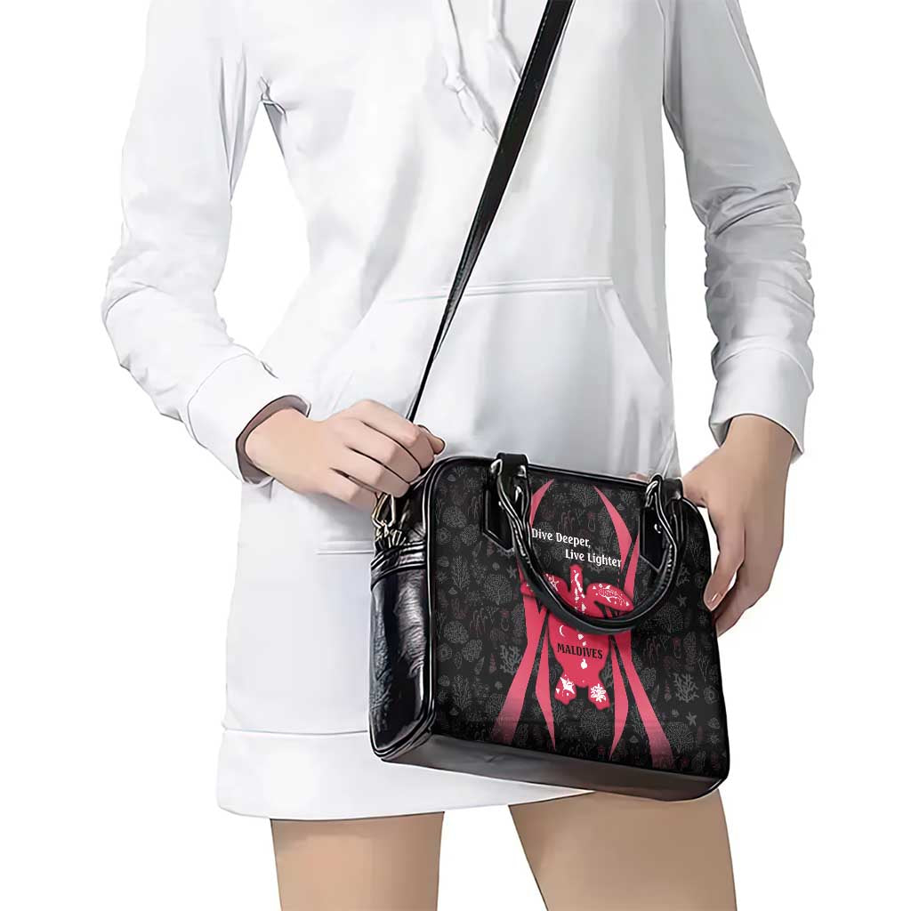 Maldives Dive Turtle Shoulder Handbag with Coral Reef Pattern and Island Spirit Slogan TS04