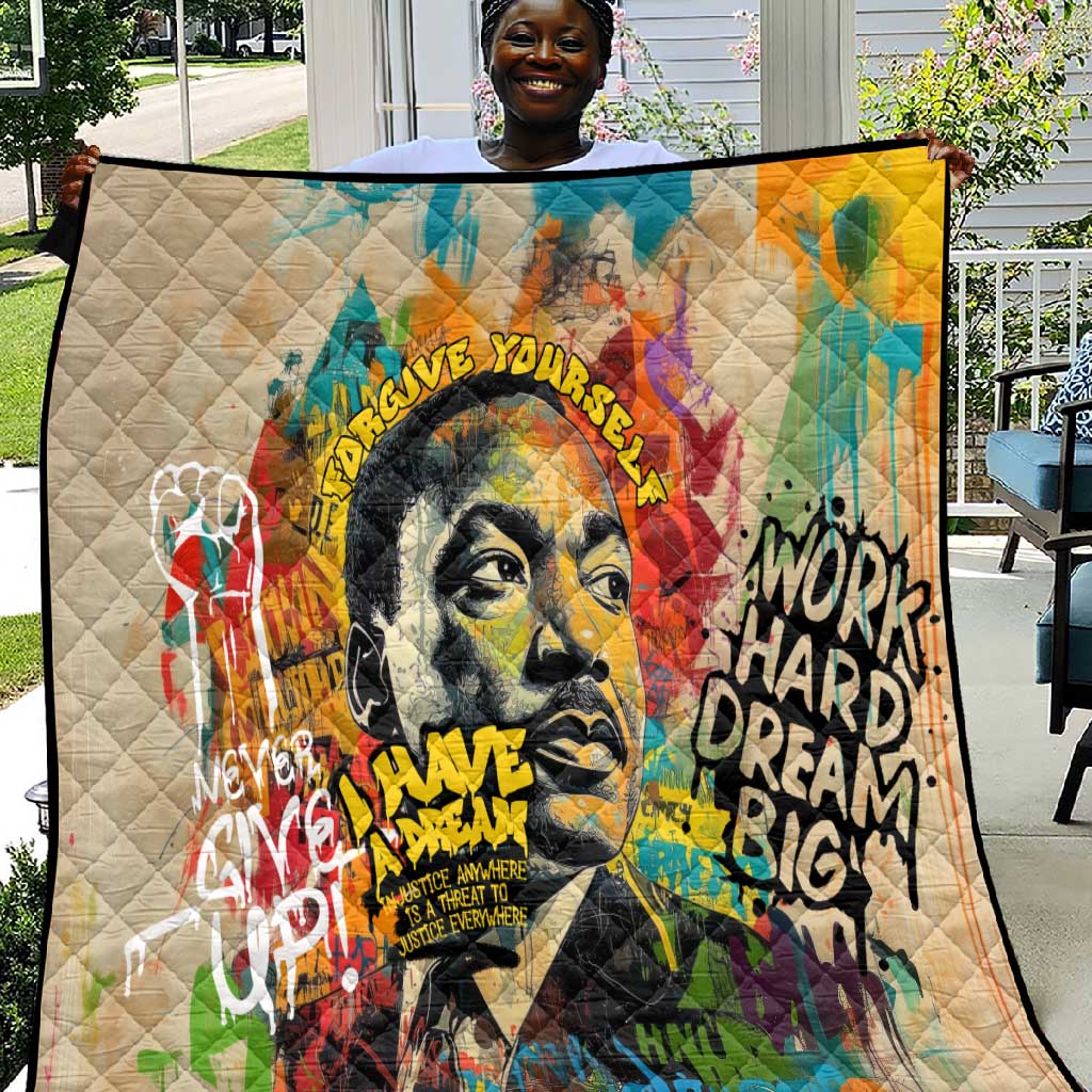 Martin Luther King Graffiti Afro Quilt Colorful Spray Paint Quotes and Crown TS04