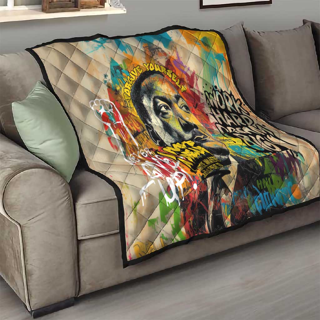 Martin Luther King Graffiti Afro Quilt Colorful Spray Paint Quotes and Crown TS04