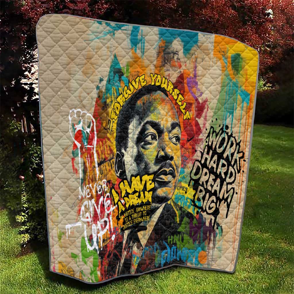 Martin Luther King Graffiti Afro Quilt Colorful Spray Paint Quotes and Crown TS04