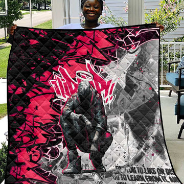 Hip Hop Graffiti Design Quilt Sitting Hooded Figure and Red Black Street TS04