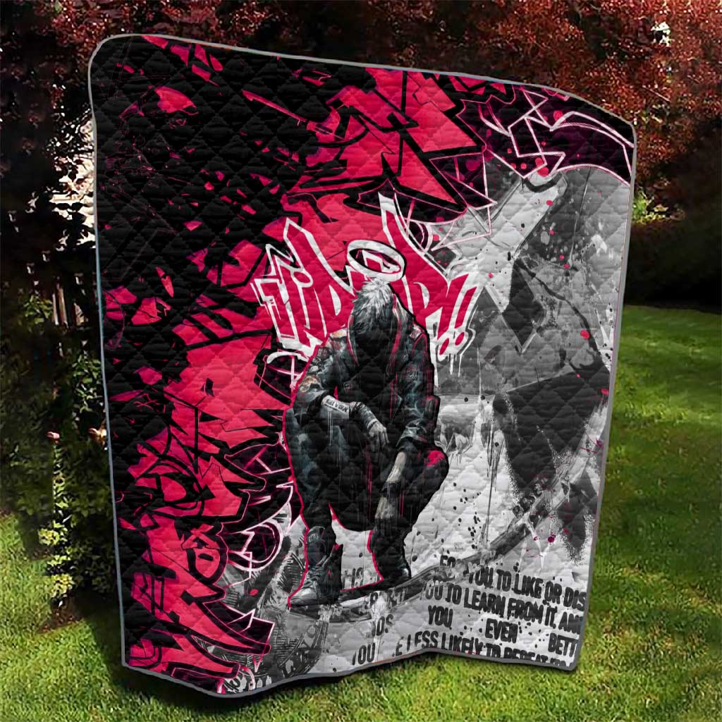 Hip Hop Graffiti Design Quilt Sitting Hooded Figure and Red Black Street TS04