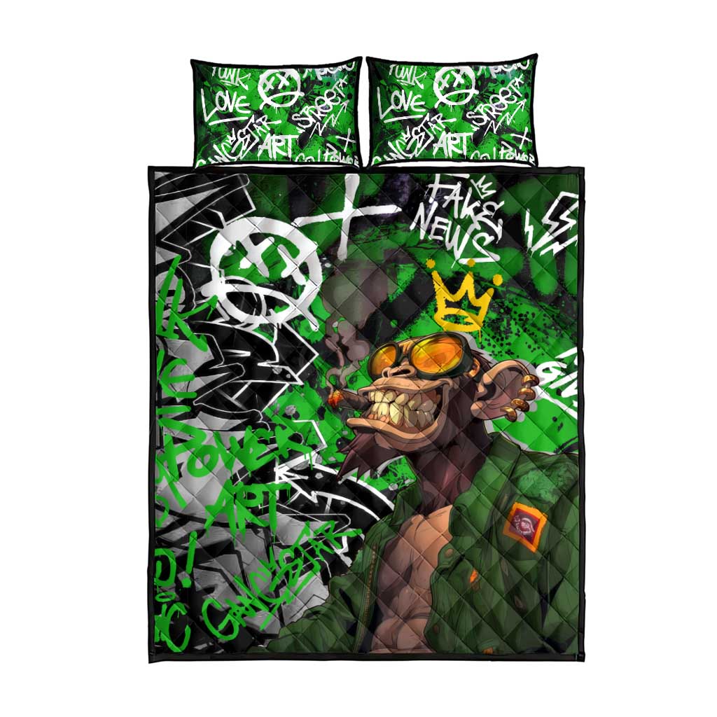Graffiti Street Art Quilt Bed Set Smoking Ape Character and Neon Crown Symbols TS04