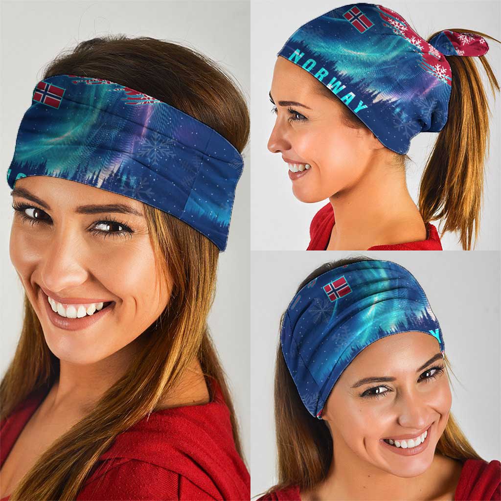 Norway Christmas Neck Gaiter with Northern Lights Snowflake Pattern and Nordic Forest TS04