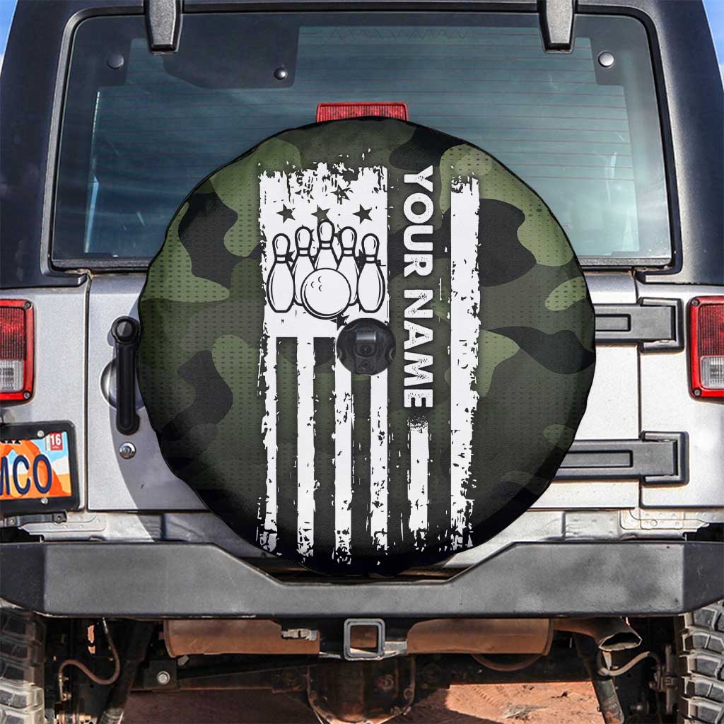 Camouflage Bowling Spare Tire Cover with Grunge American Flag and Pin Emblem in Military Green TS04