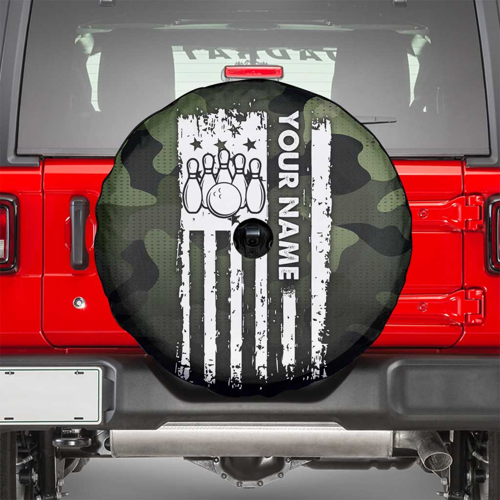 Camouflage Bowling Spare Tire Cover with Grunge American Flag and Pin Emblem in Military Green TS04