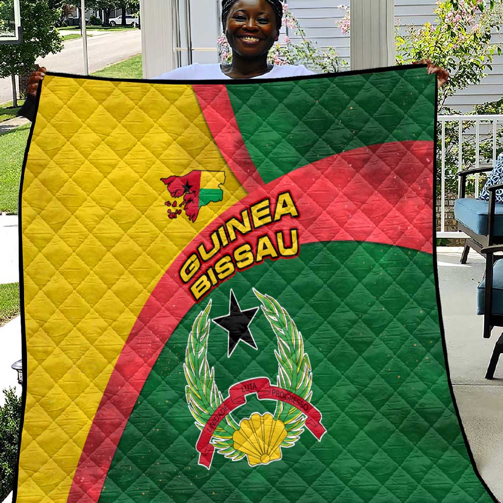 Guinea Bissau Quilt Green Yellow Red Swirl TS04