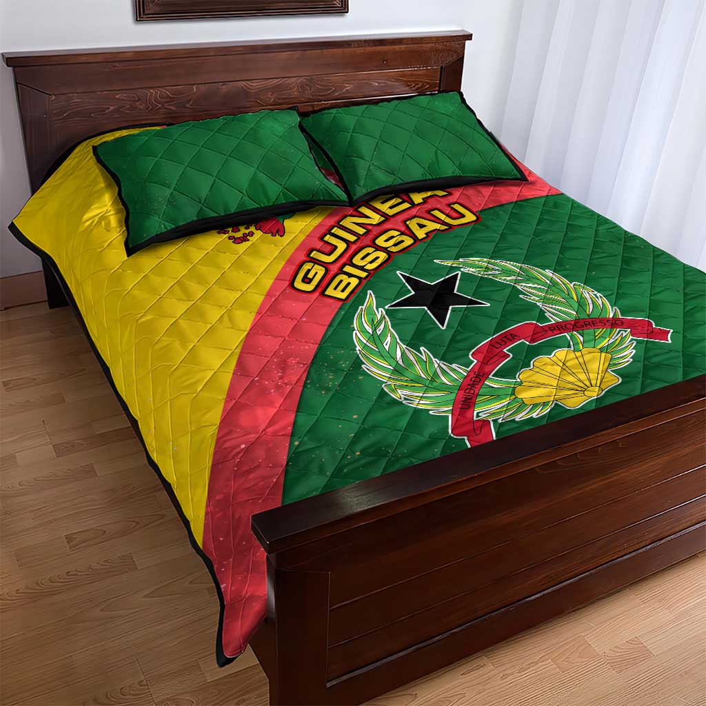 Guinea Bissau Quilt Bed Set Green Yellow Red Swirl TS04
