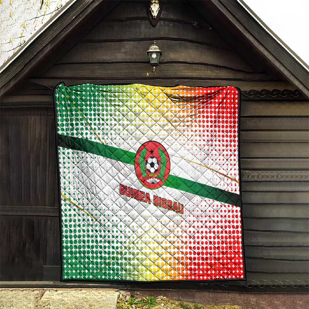 Guinea Bissau Quilt White Green Red Gradient TS04