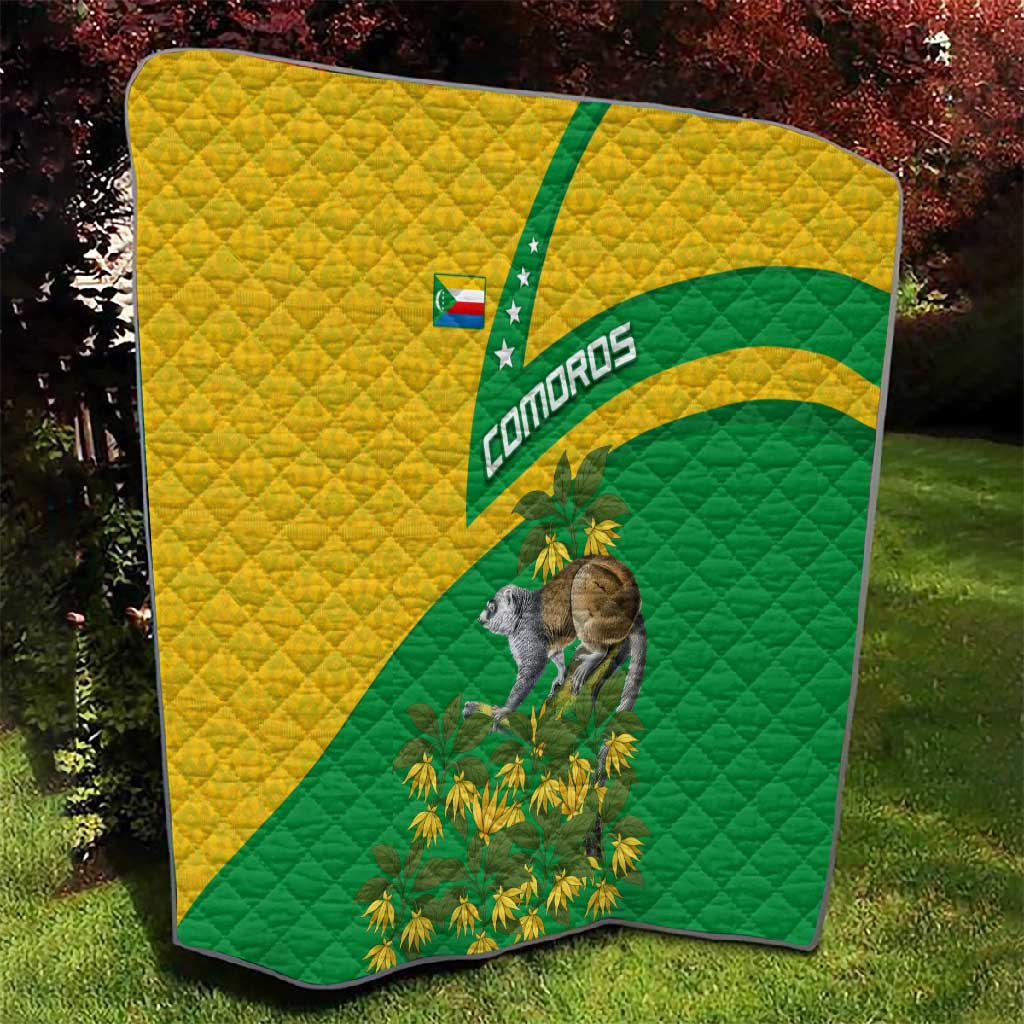 Comoros Quilt - National Flag Lemur Design and Ylang Ylang Flower Pattern TS04