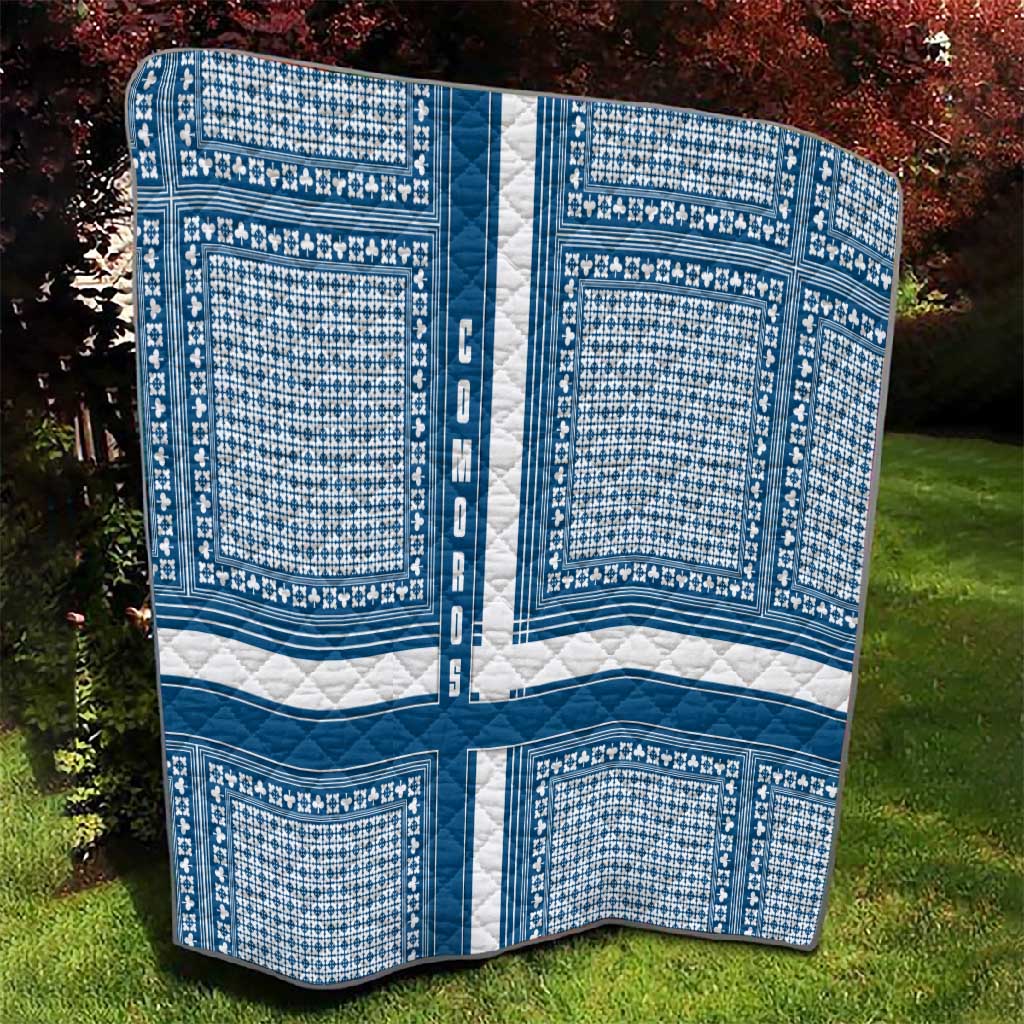 Comoros Quilt - Blue and White Traditional Geometric Pattern and National Flag Detail TS04
