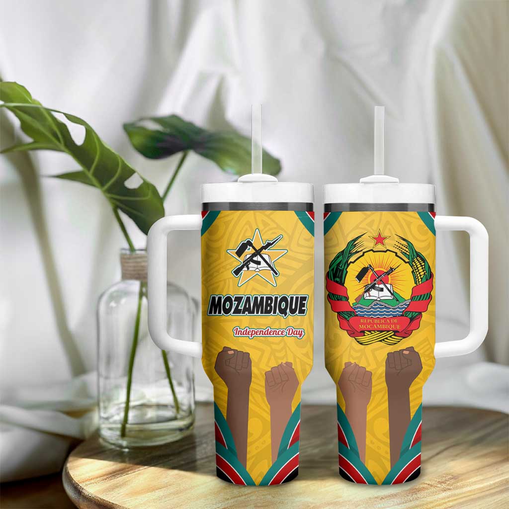 Mozambique Tumbler With Handle Yellow Red Green Swirl Independence Day TS04