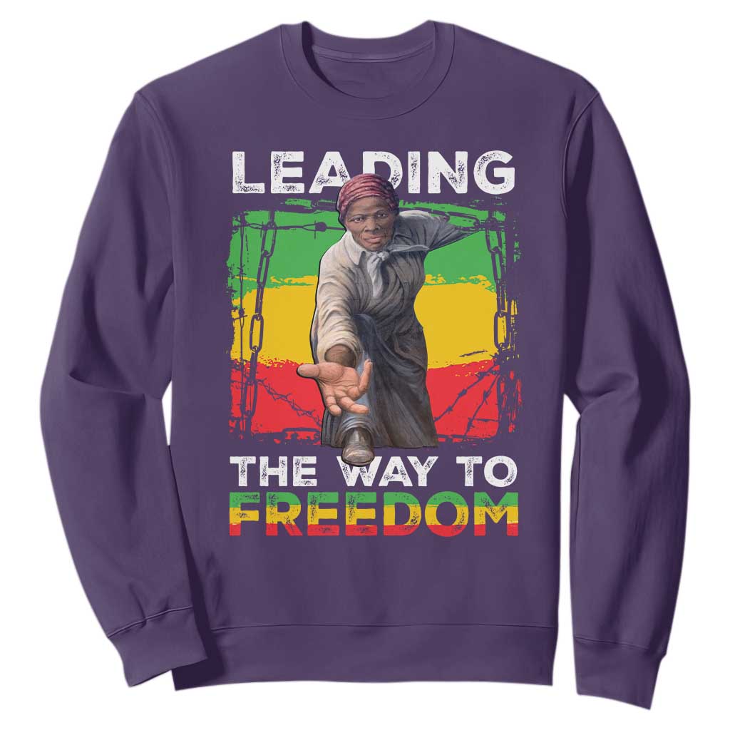 Harriet Tubman Sweatshirt Leading The Way To Freedom Black History TS09