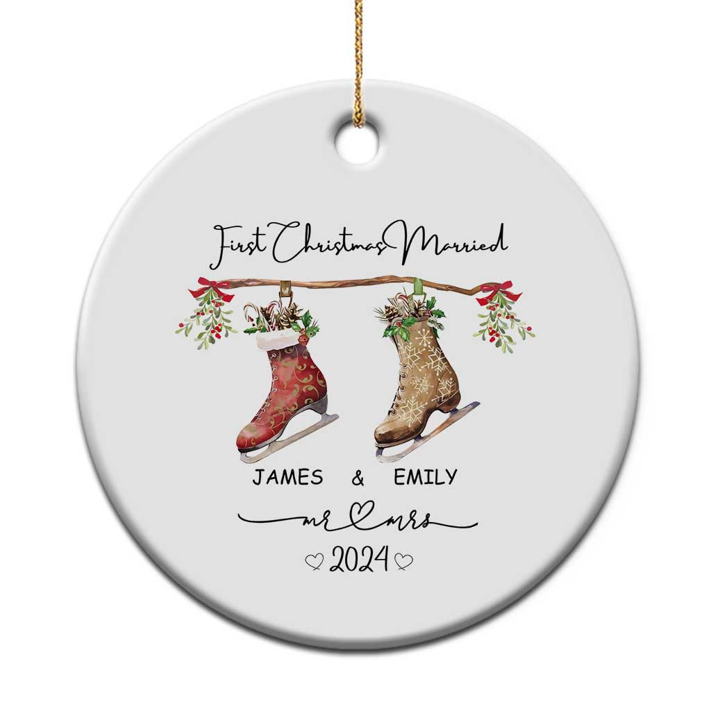 Personalised First Xmas Married Christmas Ornament Custom Name Mr & Mrs Wedding Gifts for Newlywed Couple TS10