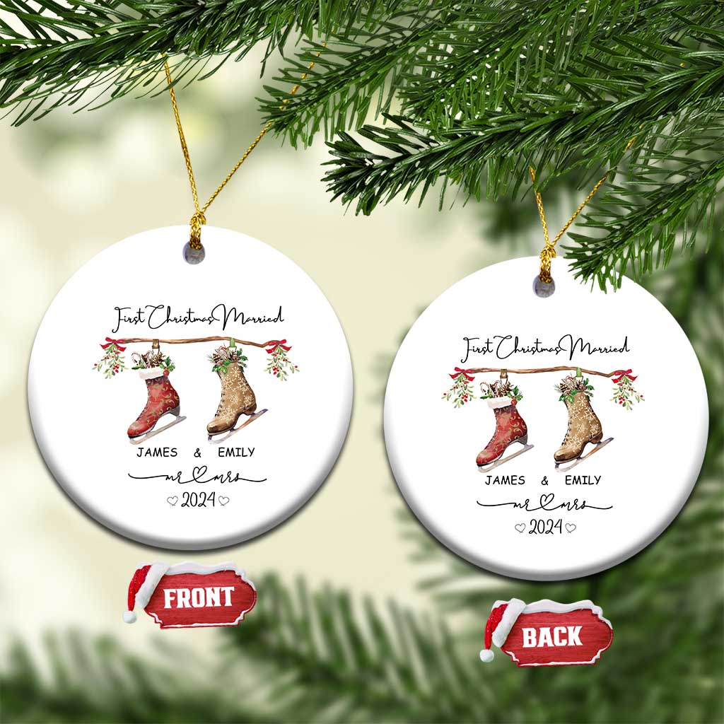 Personalised First Xmas Married Christmas Ornament Custom Name Mr & Mrs Wedding Gifts for Newlywed Couple TS10